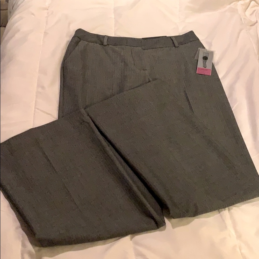NWT Curvy Fit Trousers
